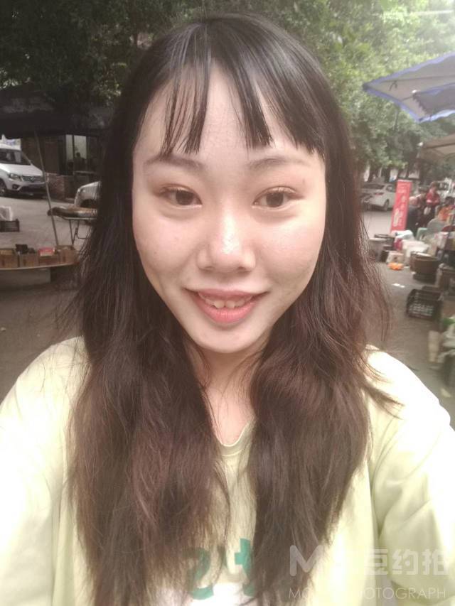 纪实模特