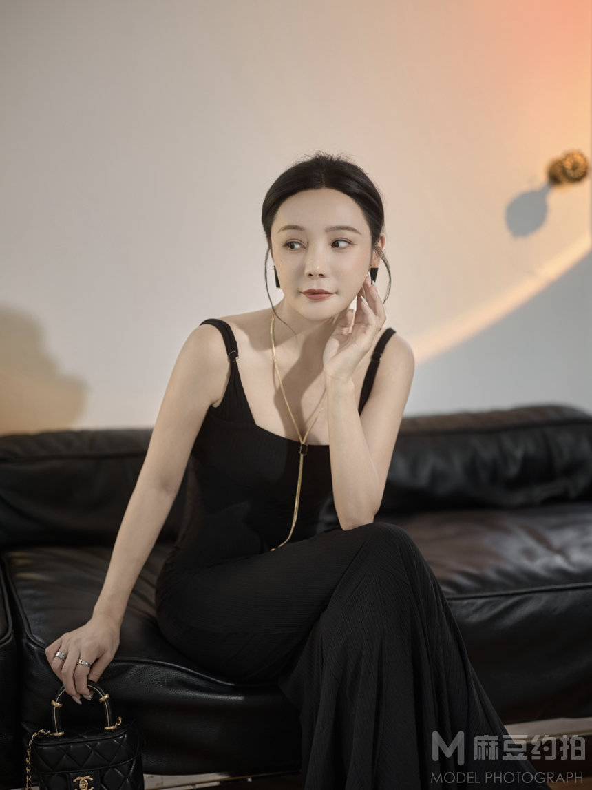 黑白模特