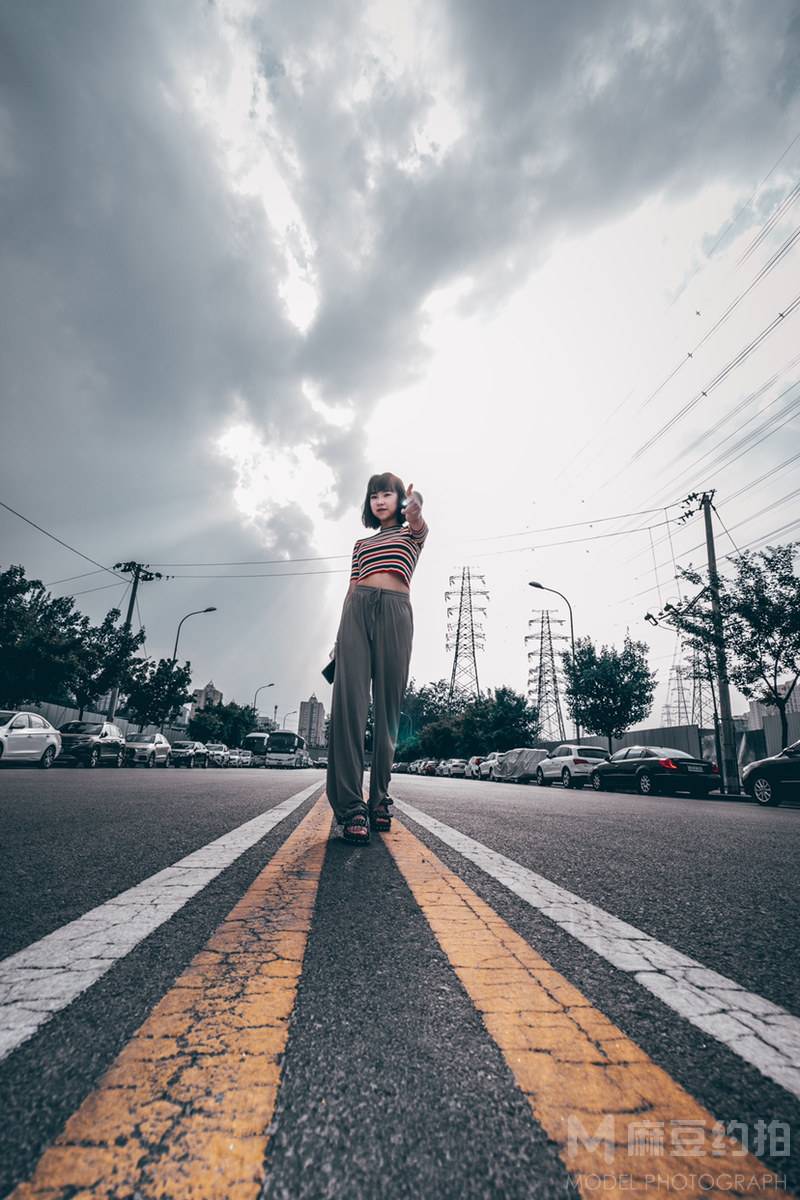 情绪模特