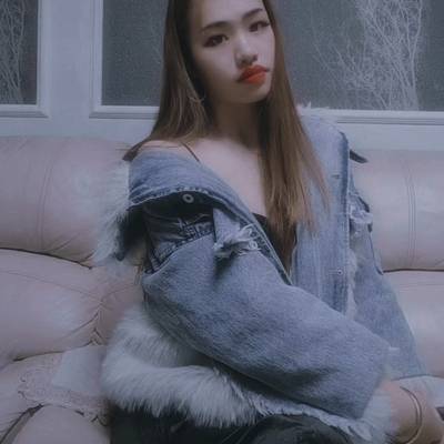 黑白模特