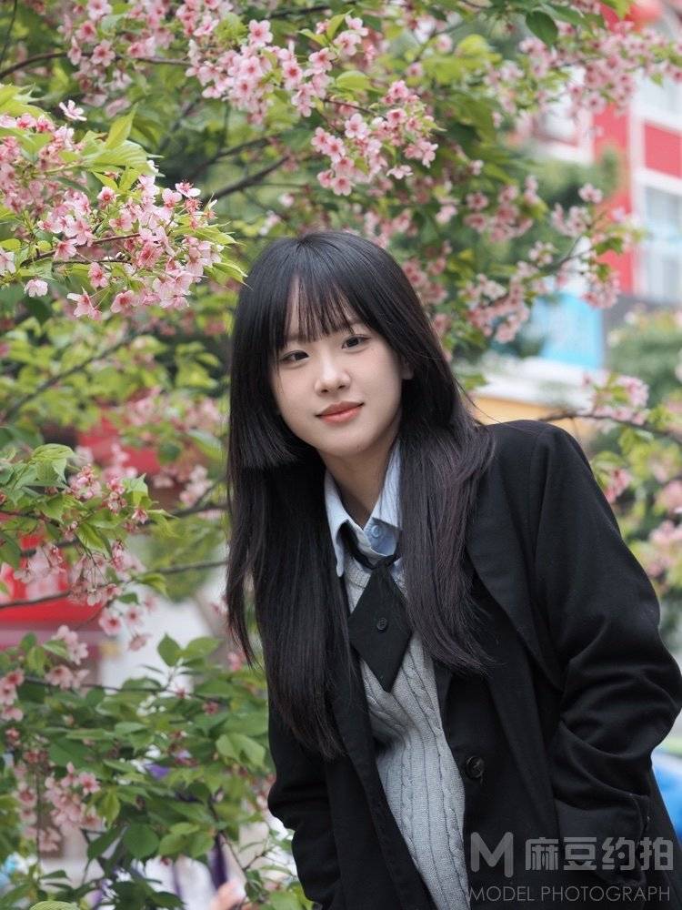 校园模特
