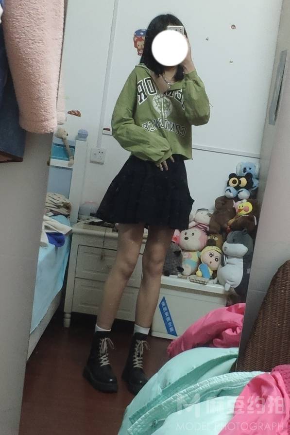 胶片模特