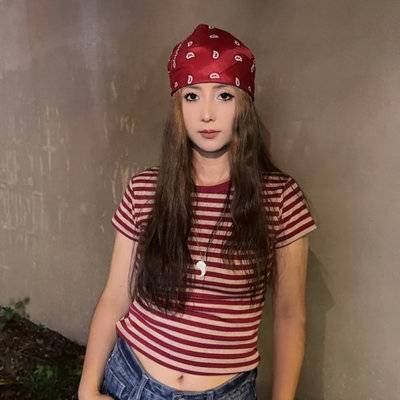 黑白模特
