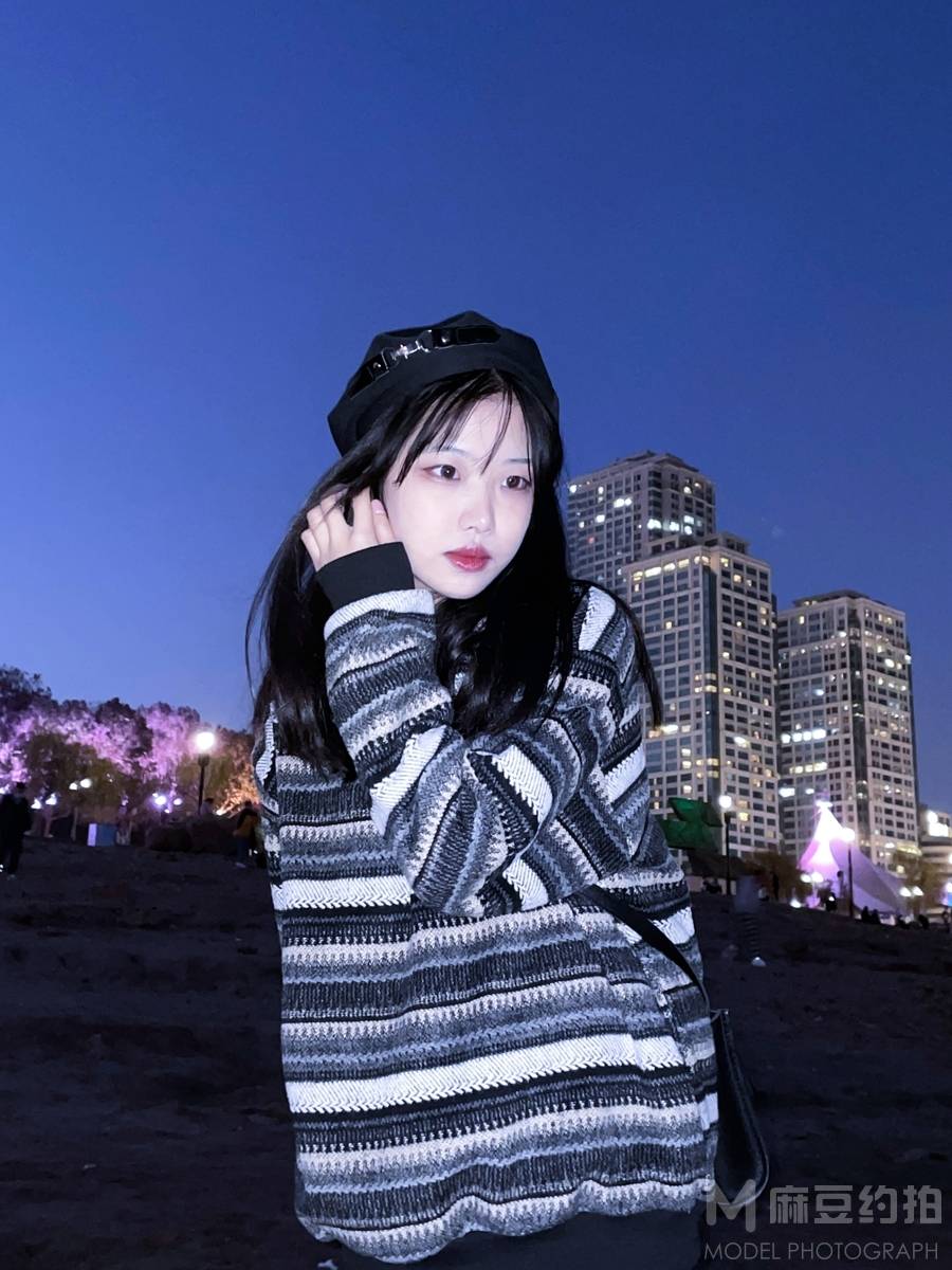 夜景模特