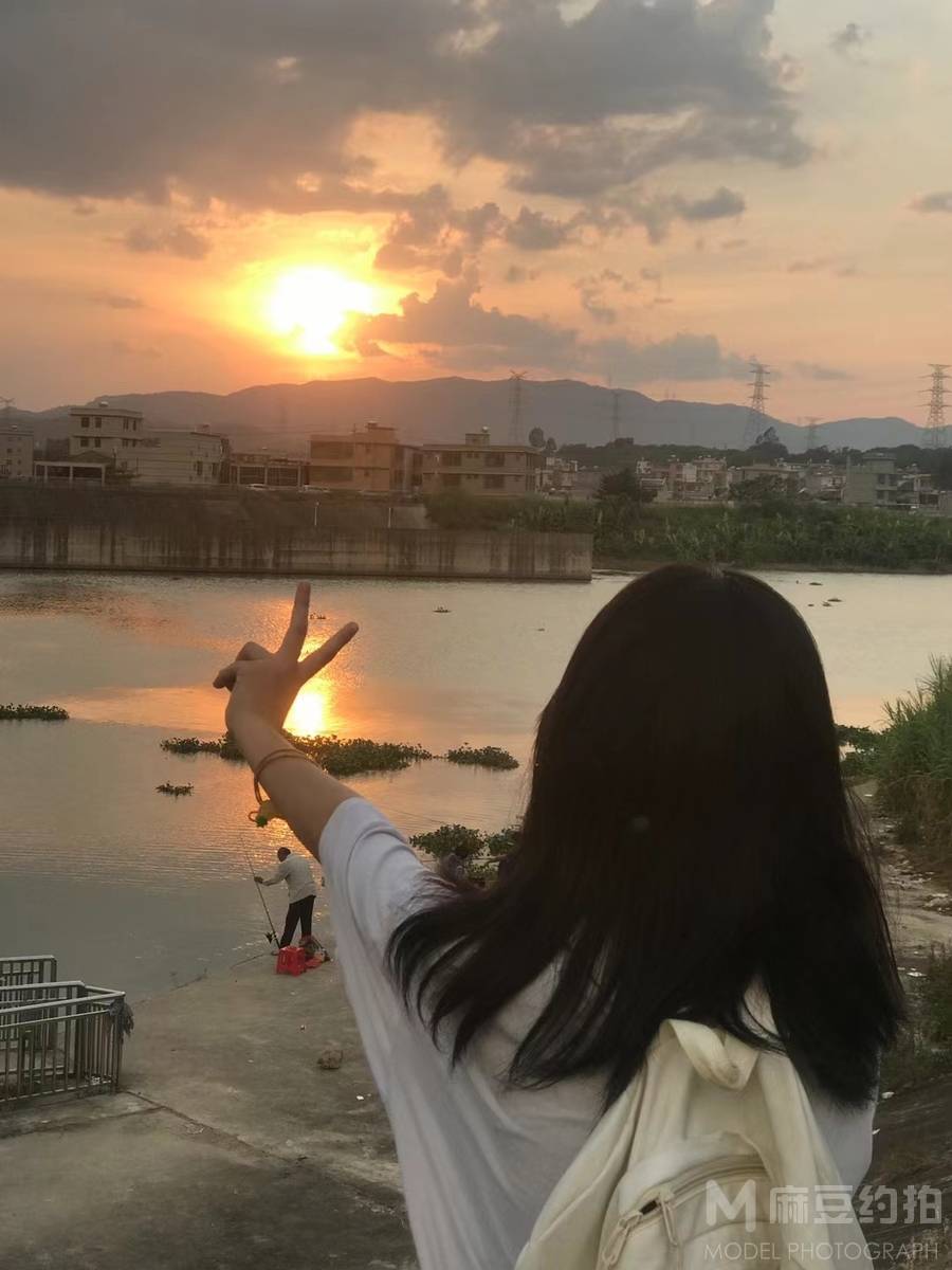 情侣模特