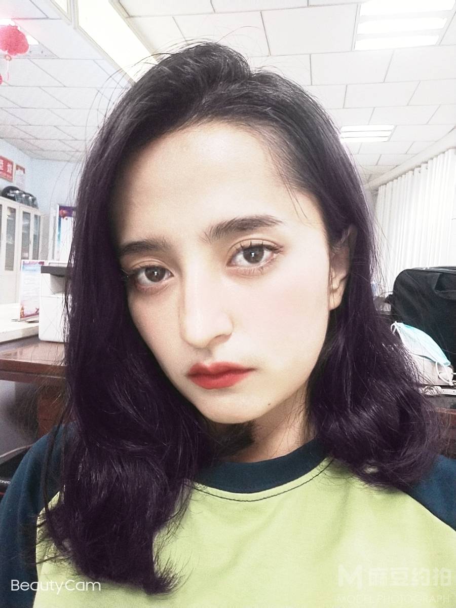 胶片模特