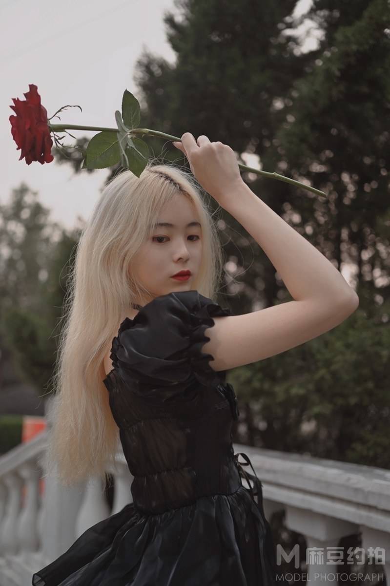 暗黑模特