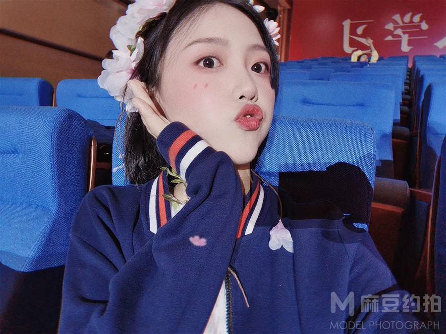 校园模特