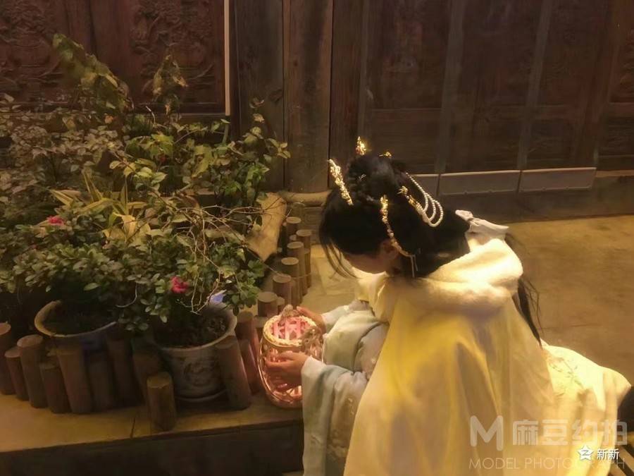 汉服模特