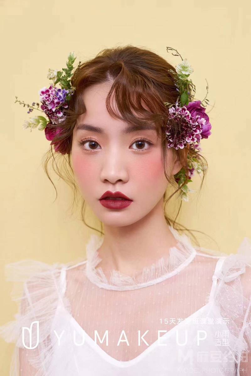 妆容模特