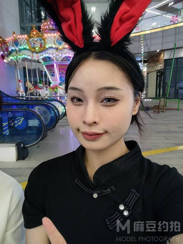 妆容模特