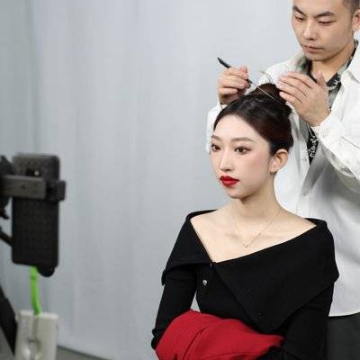 妆容模特