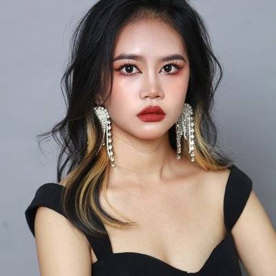 妆容模特