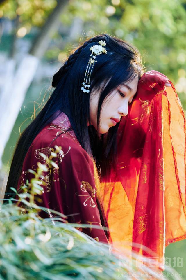 汉服模特