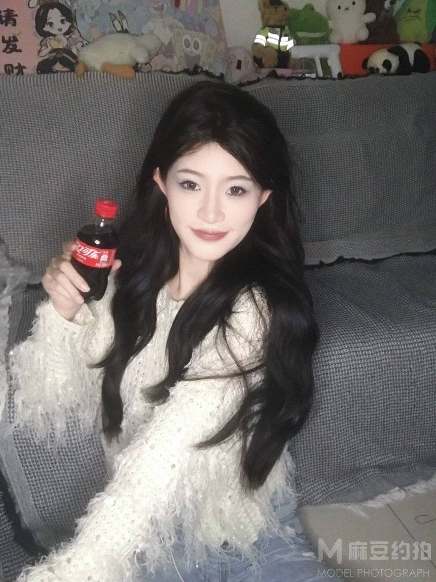 胶片模特