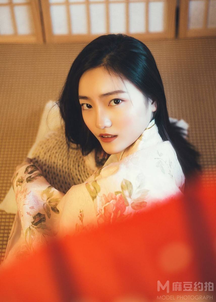 胶片模特