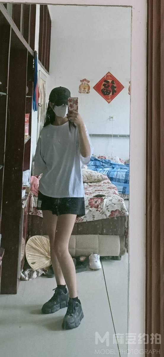 胶片模特