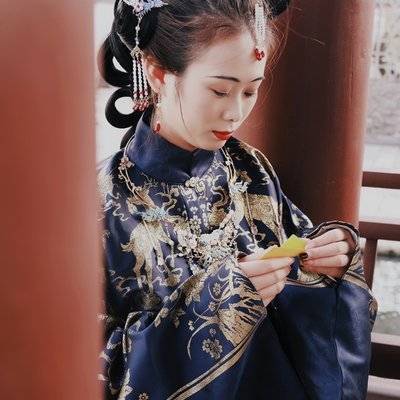 汉服模特