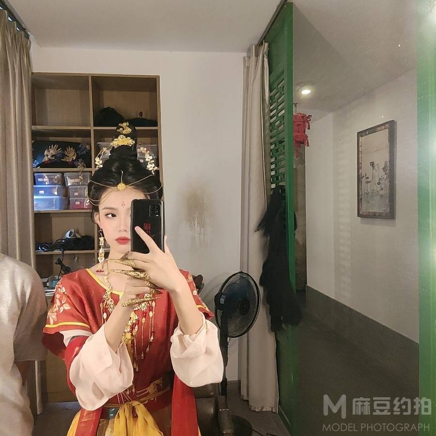 清新模特