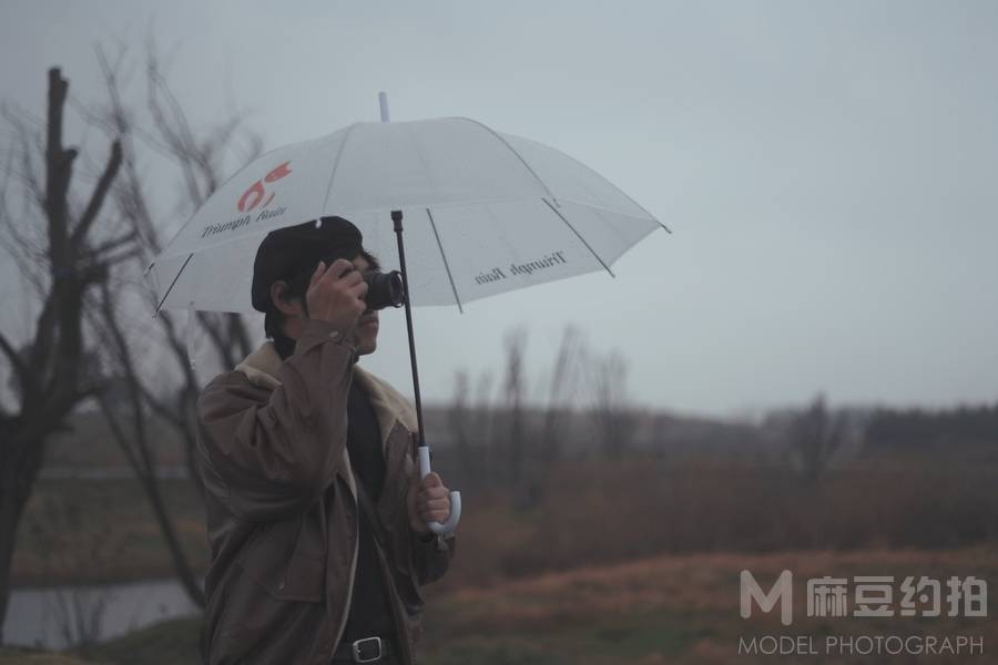 黑白模特