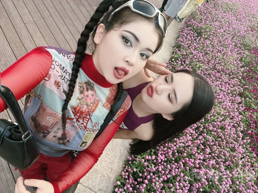 妆容模特