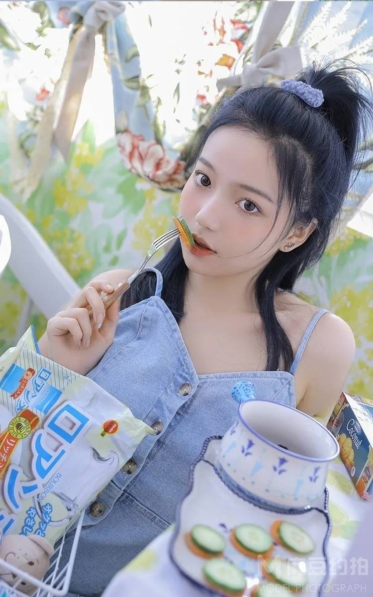 少女模特