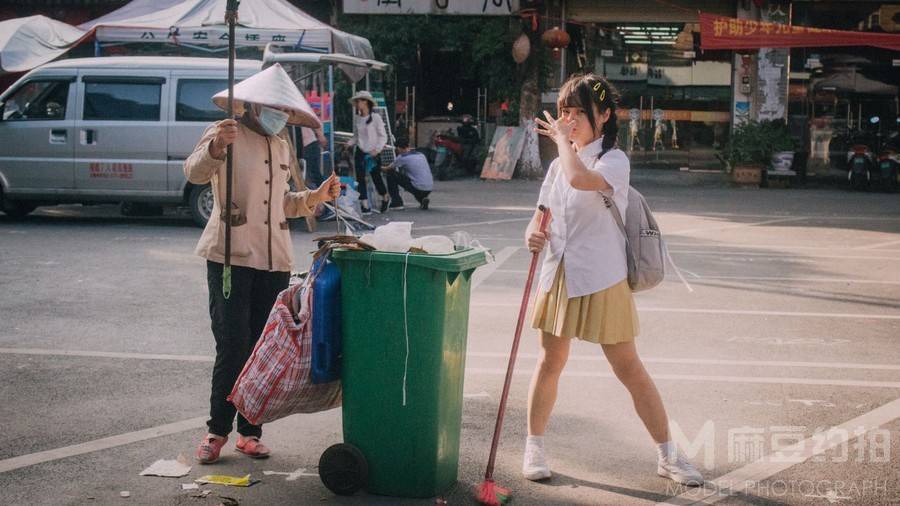 校园模特