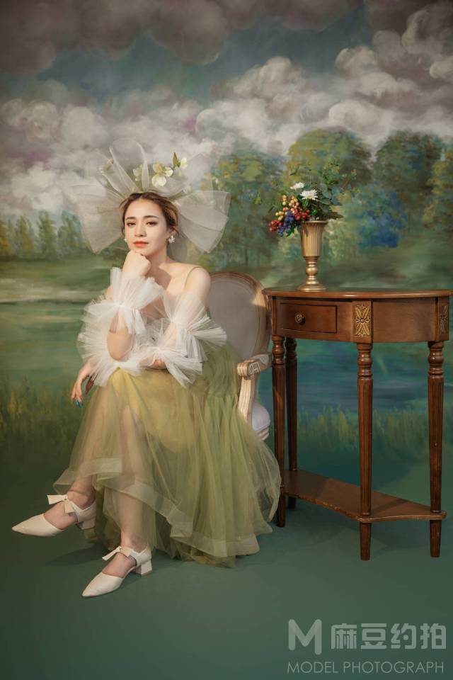 妆容模特