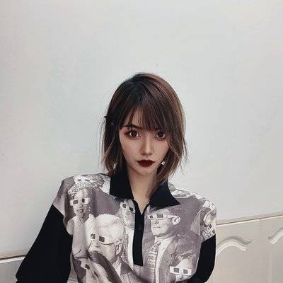黑白模特