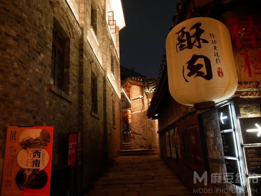 夜景模特