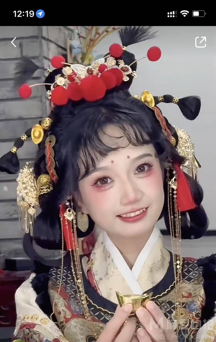 妆容模特