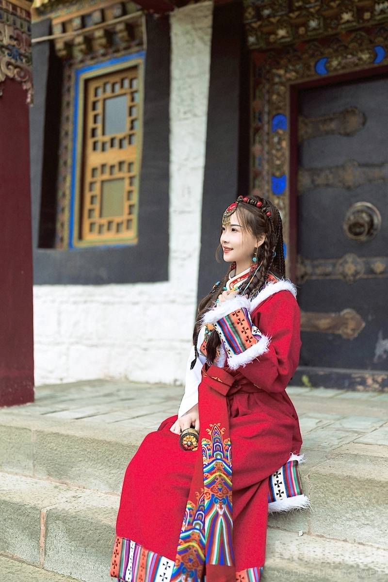 汉服模特