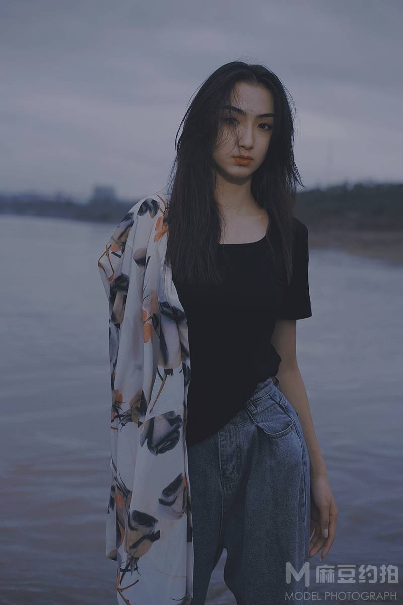 胶片模特