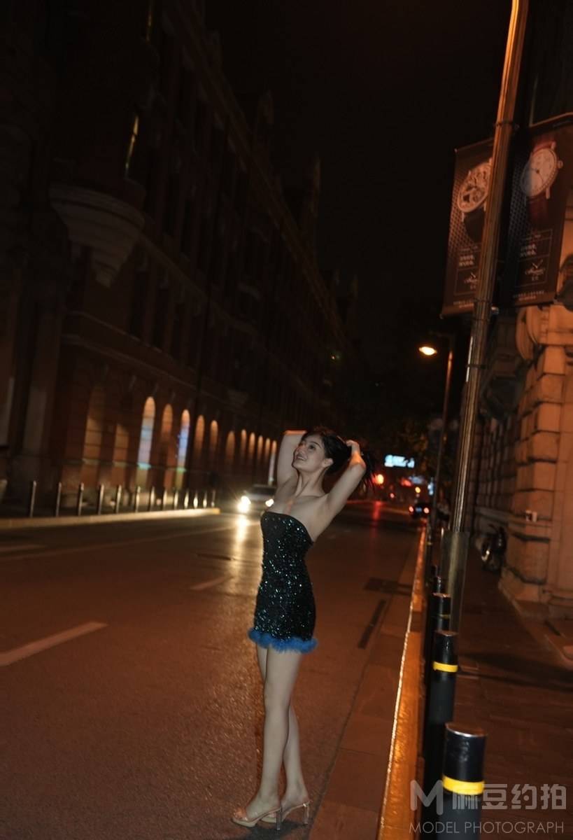夜景模特