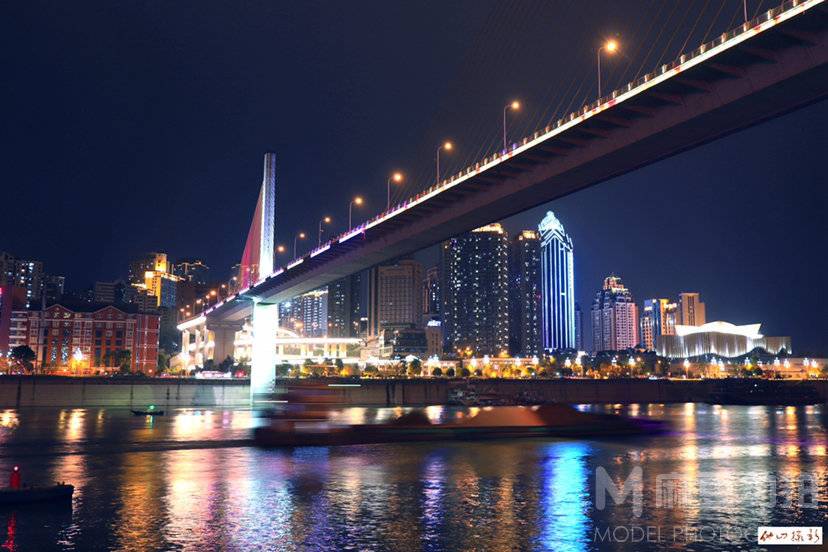 夜景模特