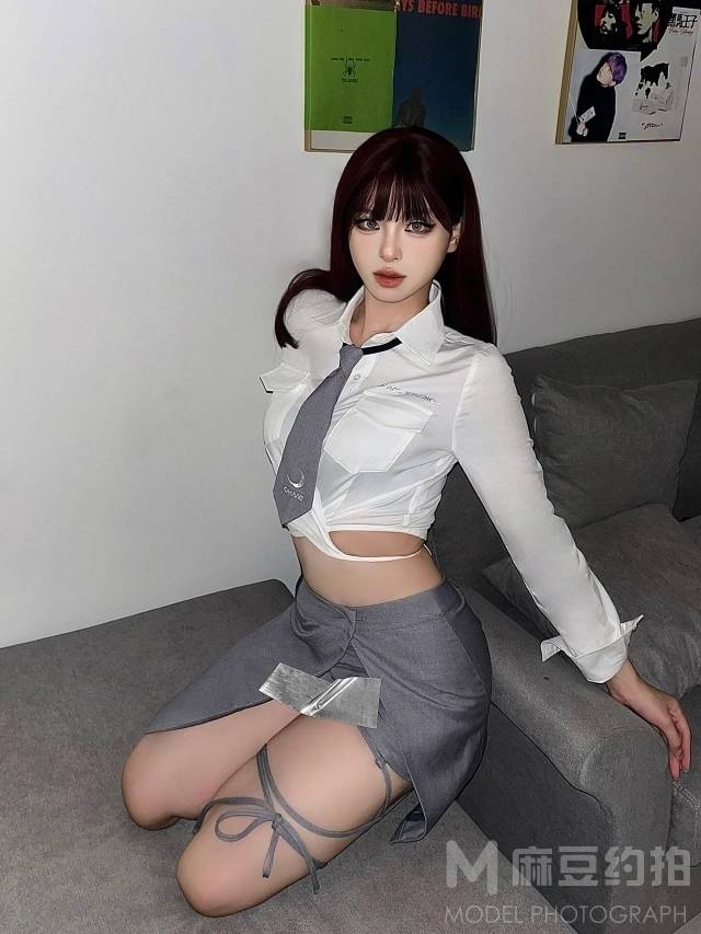 宝丽来模特