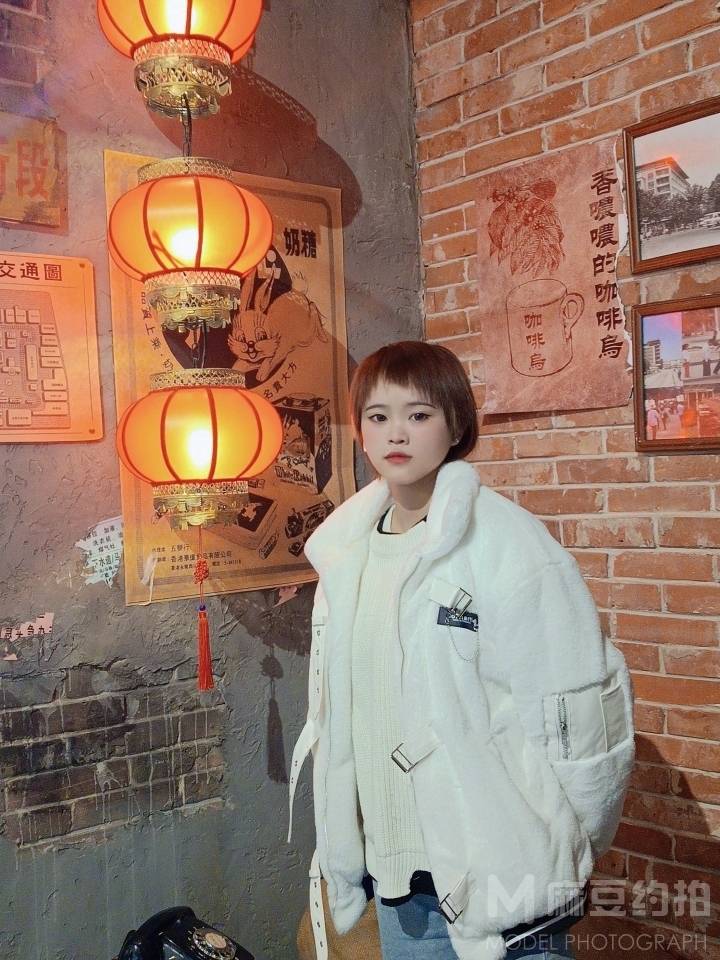 清新模特