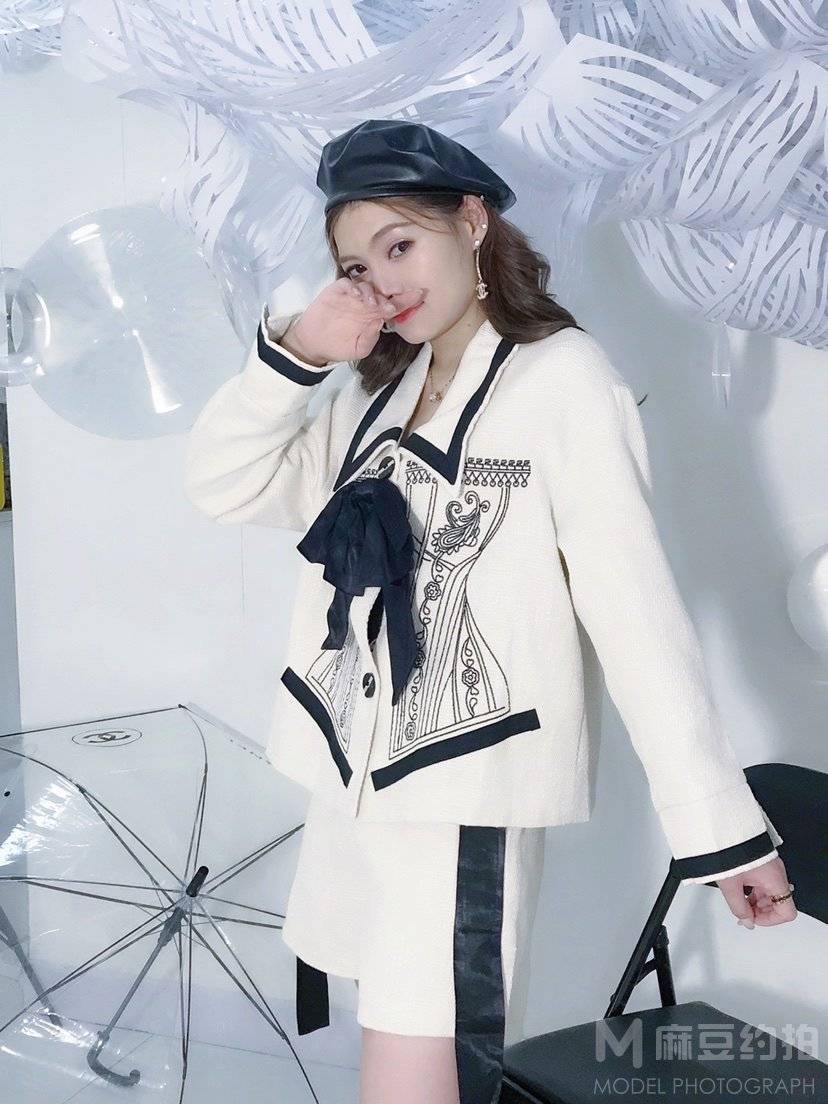 清新模特