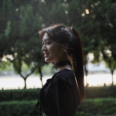 黑白模特
