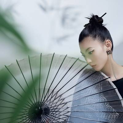 黑白模特