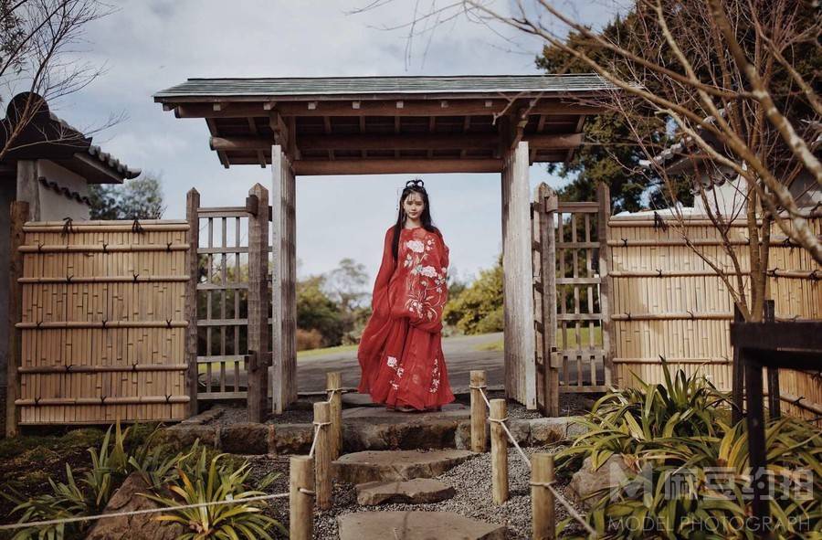 汉服模特
