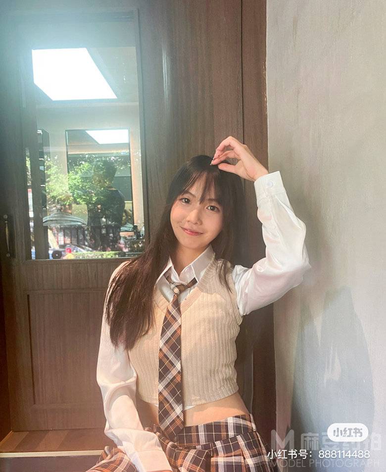 校园模特
