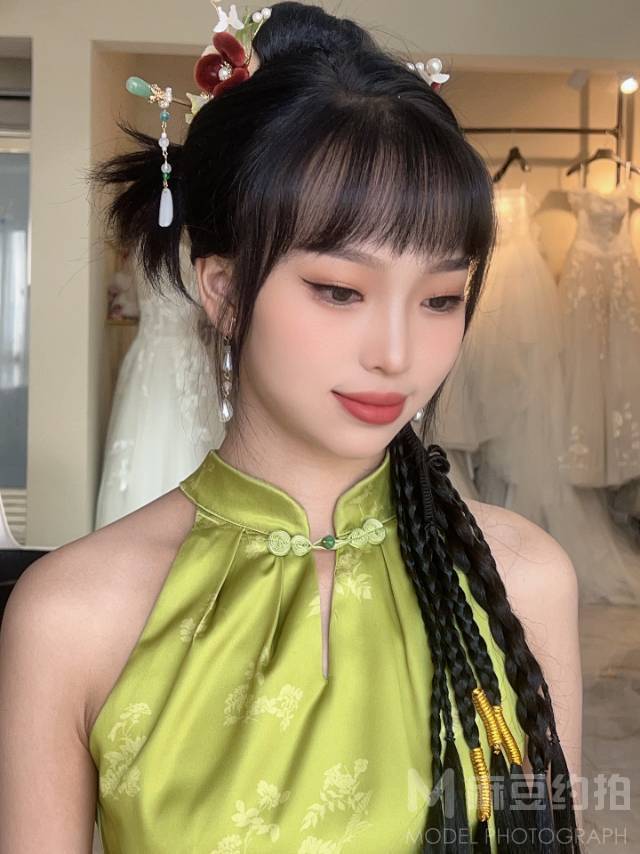 妆容模特