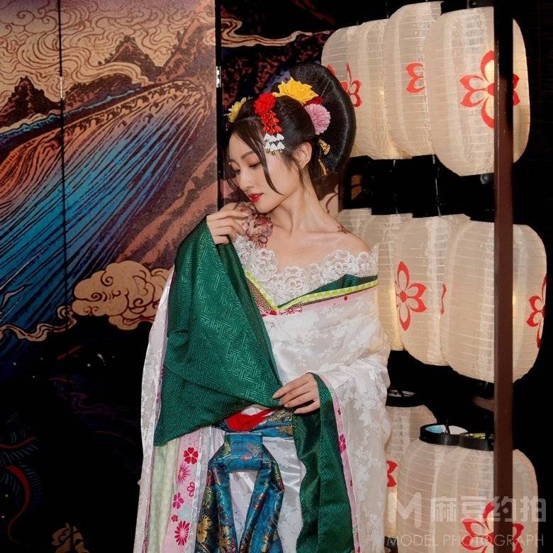 和服模特