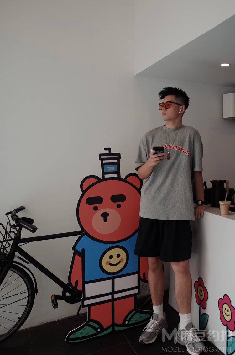 校园模特