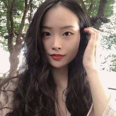 黑白模特