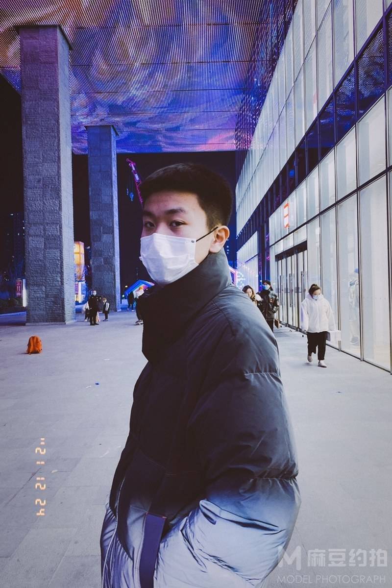 校园模特