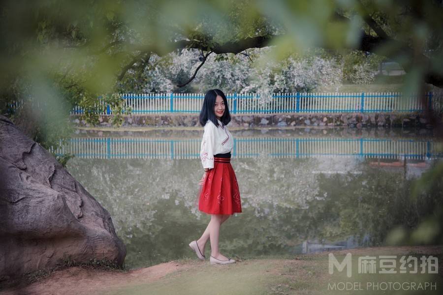 汉服模特