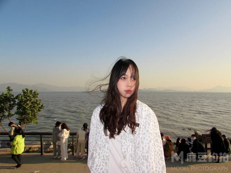 胶片模特