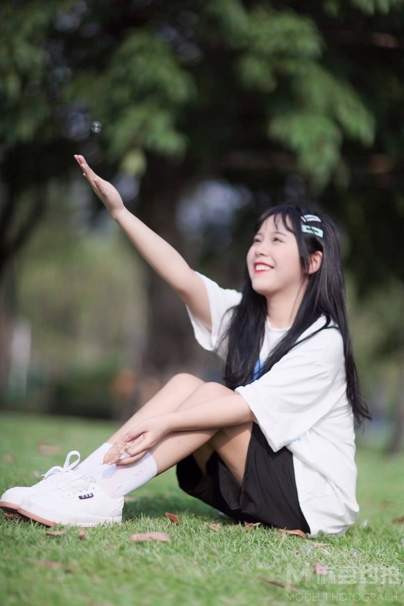 校园模特